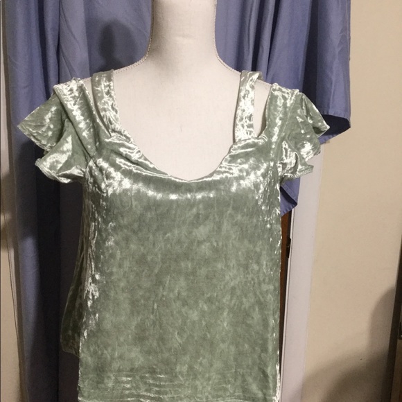 Last one ❄️ Iced mint crushed velvet top ❄️ - Picture 3 of 4
